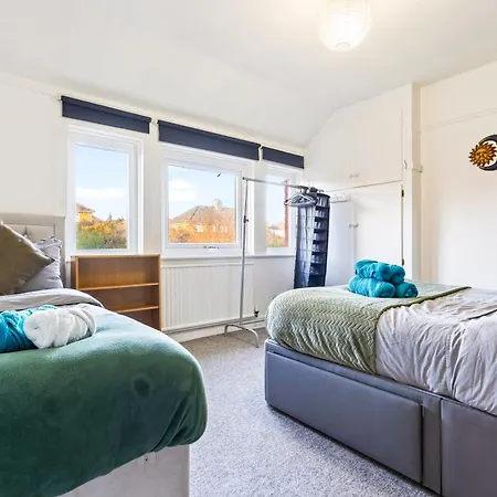 Long Fire And Wood 4bed House Free Parking 9guests *