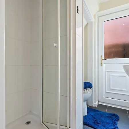 Long Fire And Wood 4bed House Free Parking 9guests Дом отдыха Бристоль
