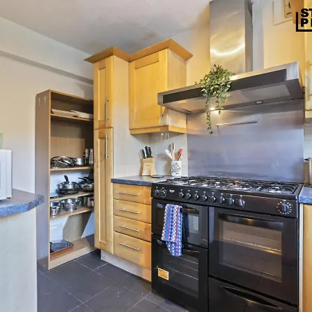 Long Fire And Wood 4bed House Free Parking 9guests